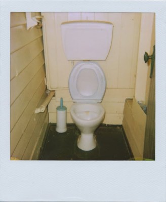"My grandmother's house" (del blog Take Nothing But Polaroids)